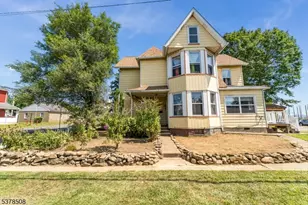 358 Heckman St, Phillipsburg, NJ 08865 - Photo 1