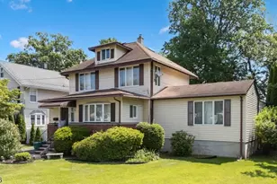 401 Brookside Pl, Garwood, NJ 07027 - Photo 1