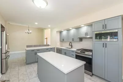 34 Maplewood Dr, Parsippany, NJ 07054 - Photo 1