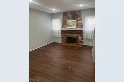 163 Wagaraw Rd, Hawthorne, NJ 07506 - Photo 4