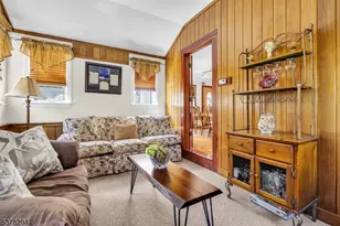 87 Amwell Rd, Millstone Borough, NJ 08844 - Photo 16