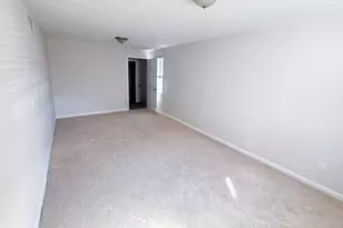 403 Girard Ave, Franklin Township, NJ 08873 - Photo 20