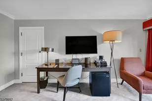 2 Chamonix Dr, Vernon, NJ 07462 - Photo 10