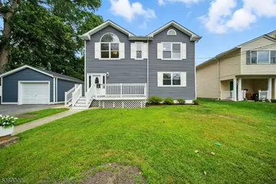 28 Liberty Ct, Parsippany, NJ 07054 - Photo 1