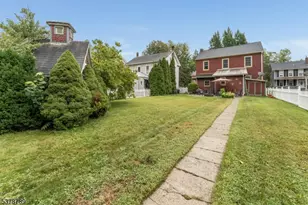 323 Water St, Belvidere, NJ 07823 - Photo 26