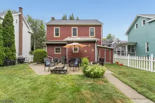 323 Water St, Belvidere, NJ 07823 - Photo 4