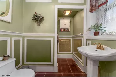 323 Water St, Belvidere, NJ 07823 - Photo 10