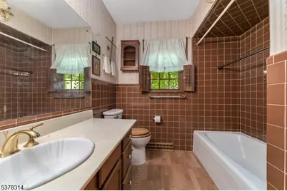 23 Valley View Dr, Raritan Township, NJ 08822 - Photo 24