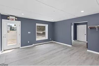 39 Mine St, Flemington, NJ 08822 - Photo 8