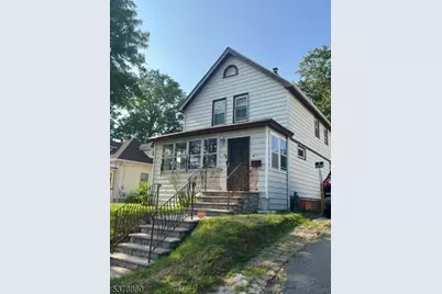 566 E Milton Ave #1, Rahway, NJ 07065 - Photo 1