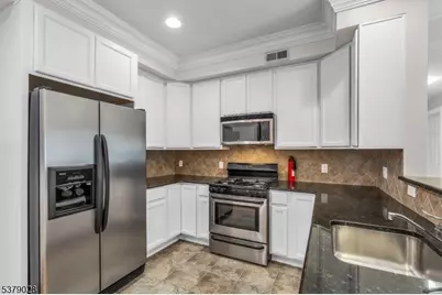 30 Austin Street #202, Newark, NJ 07114 - Photo 1