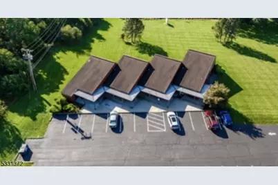 4 Oxbow Ln, Hardyston Township, NJ 07419 - Photo 8