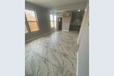 476 Bloy St, Hillside, NJ 07205 - Photo 2