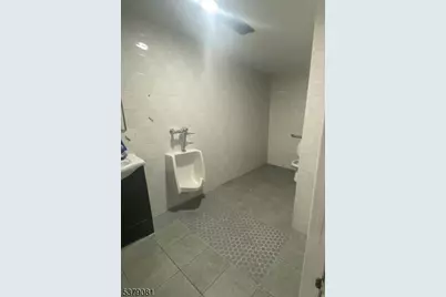 476 Bloy St, Hillside, NJ 07205 - Photo 6