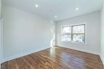16 Waverly Pl #B, Madison, NJ 07940 - Photo 10