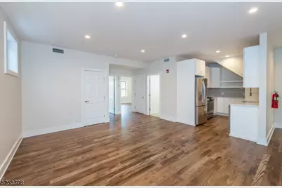 16 Waverly Pl #B, Madison, NJ 07940 - Photo 4