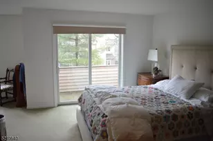 106 Greenwich Ct, Madison, NJ 07940 - Photo 12