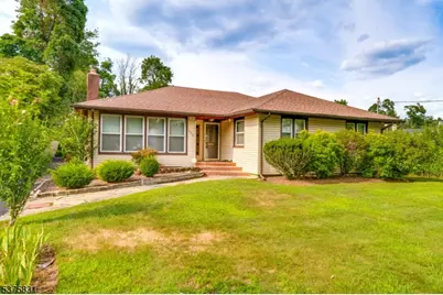 212 Parkside Rd, Plainfield, NJ 07060 - Photo 1