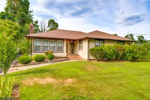 212 Parkside Rd, Plainfield, NJ 07060 - Photo 1