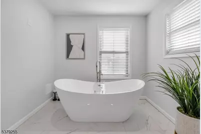 648 Black Oak Ridge Rd, Wayne, NJ 07470 - Photo 30