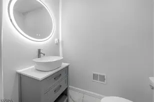 648 Black Oak Ridge Rd, Wayne, NJ 07470 - Photo 18