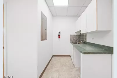 96 E Main St, Little Falls Township, NJ 07424 - Photo 12