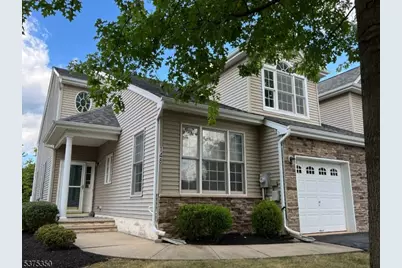 148 Saratoga Ct, Franklin Township, NJ 08873 - Photo 1