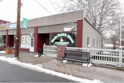 2 Market St, Belvidere, NJ 07823 - Photo 2