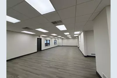 61 5th St, Somerville, NJ 08876 - Photo 4