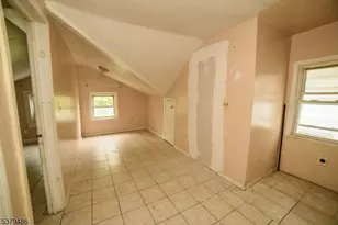 712 E 27th St, Paterson, NJ 07504 - Photo 16