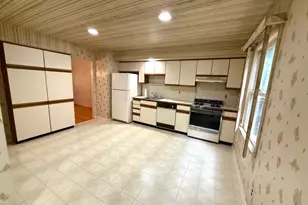 146 Garside Ave, Wayne Twp., NJ 07470 - Photo 4