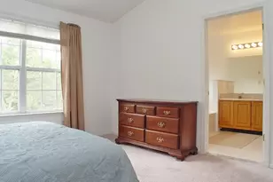 27 Cummington Ln, Raritan Township, NJ 08822 - Photo 18