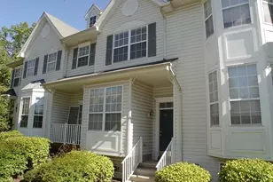 27 Cummington Ln, Raritan Township, NJ 08822 - Photo 1