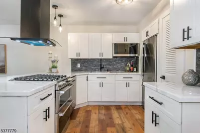 2 Davos Dr #7, Vernon, NJ 07462 - Photo 10