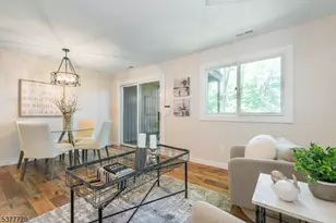 2 Davos Dr, Vernon, NJ 07462 - Photo 4