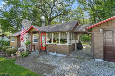 134 Birch Rd, Vernon, NJ 07422 - Photo 2