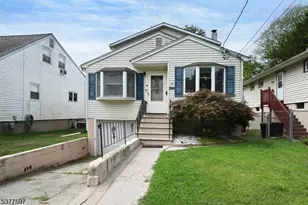 15 Carlson Pl, Parsippany, NJ 07034 - Photo 1