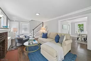 733 Mosswood Ave, Orange, NJ 07050 - Photo 1