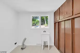 121 W Shore Dr, Hampton Township, NJ 07860 - Photo 22