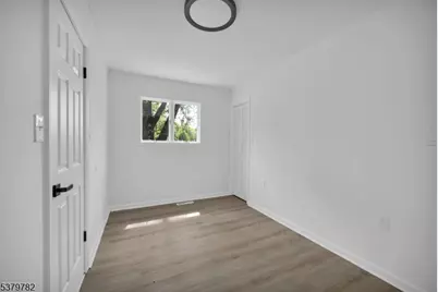 121 W Shore Dr, Hampton Township, NJ 07860 - Photo 20