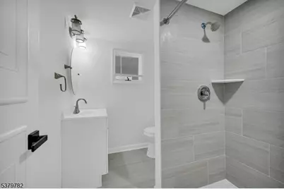 121 W Shore Dr, Hampton Township, NJ 07860 - Photo 16