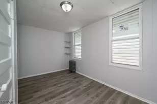 23 Komorn St Unit, Newark, NJ 07105 - Photo 16