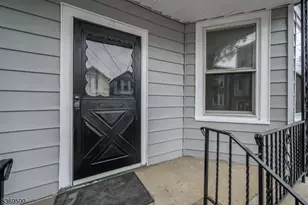 23 Komorn St Unit, Newark, NJ 07105 - Photo 2