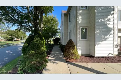 12 Independence Ct, Montville Township, NJ 07045 - Photo 2