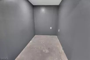 32 Dodd St, East Orange, NJ 07017 - Photo 14