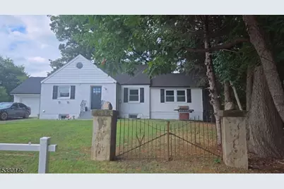 29 Stansfield Pl, North Haledon, NJ 07508 - Photo 1