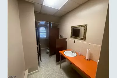 57 Washington St, East Orange, NJ 07017 - Photo 10