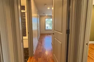 90 Seaview Ave, Jersey City, NJ 07305 - Photo 8