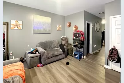 111 Putnam St, Paterson, NJ 07524 - Photo 2