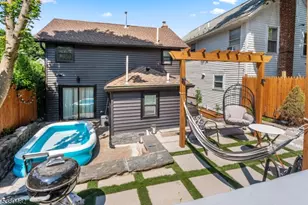 17 Main St, Hamburg, NJ 07419 - Photo 6